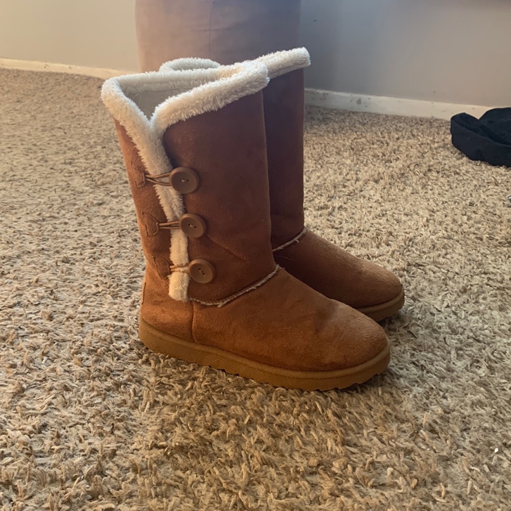 Mudd Tan Boots